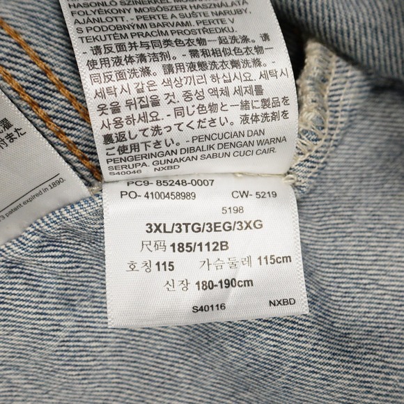 LEVI'S Men's Size 3XL Light Wash Distressed Denim Trucker Jean Jacket - Picture 6 of 9